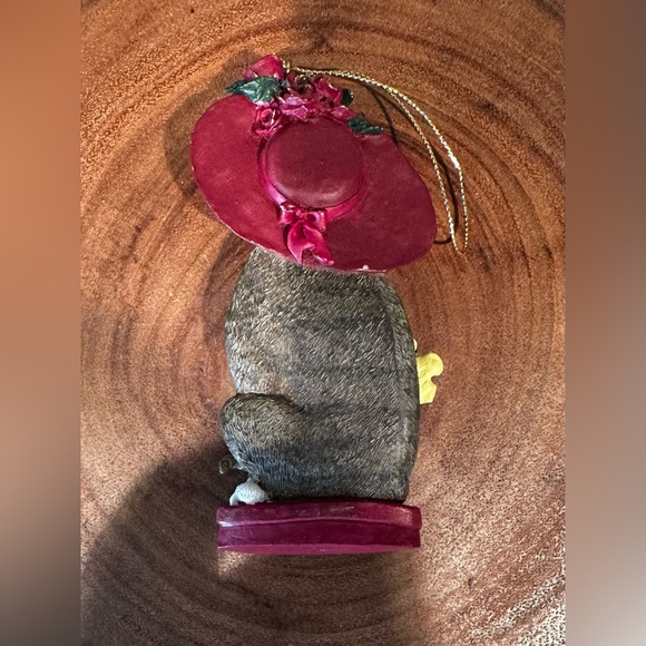 ✳️ 25% off when Bumdled ✳️ Vintage Victorian Cat Hanging Decoration Ornament - Picture 3 of 3